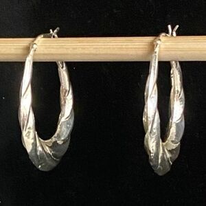 AQU Sterling 925 Silver Scalloped Oval Dangles